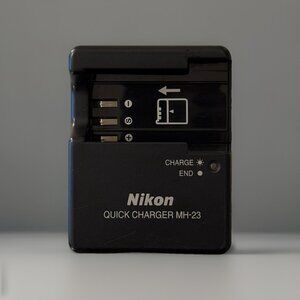 Nikon MH-23 + OEM Quick Charger For EN-EL9 Battery D40x D60 D40 D5000 Authentic